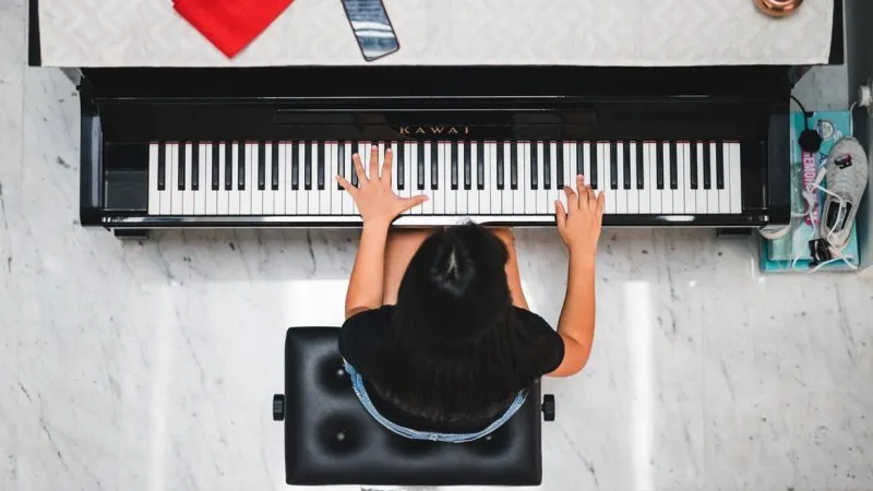 tocar-piano-curso